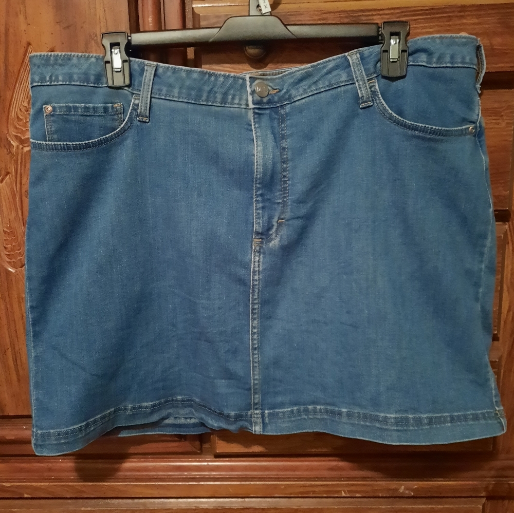 Women's jeans skort size 22